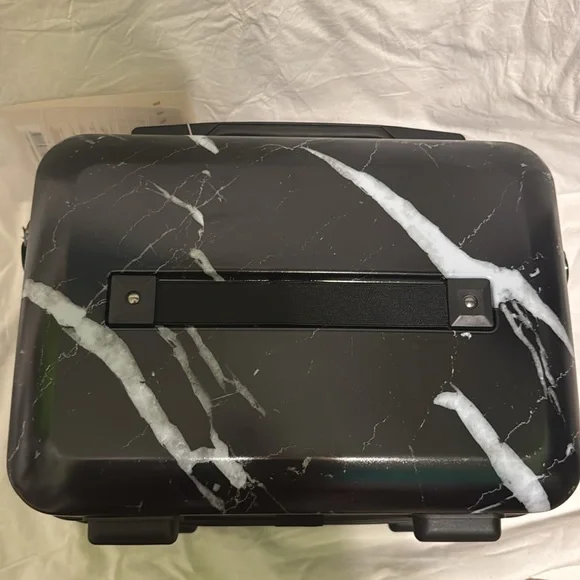 Calpak vanity case midnight Marble - Picture 9 of 10